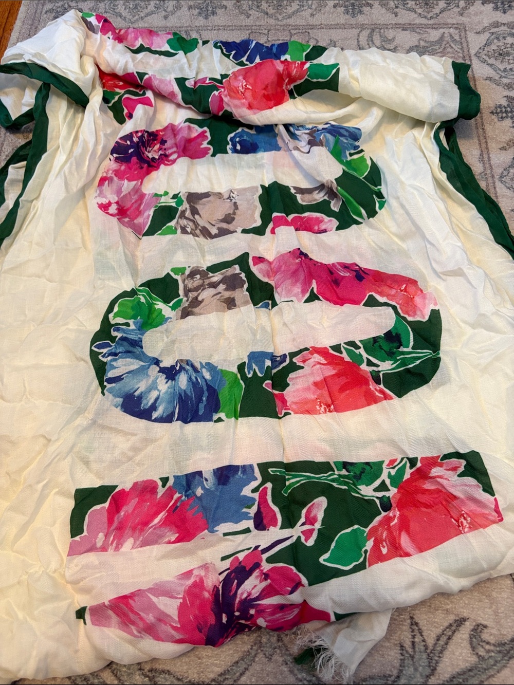 KATE SPADE NEW YORK ♠️ In Full Bloom ♠️  Scarf HTF! - Picture 5 of 6